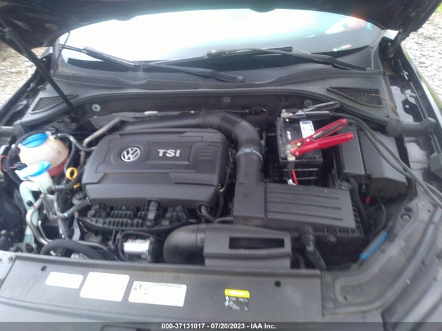 1VWAT7A33GC011447 Volkswagen Passat 1.8t S