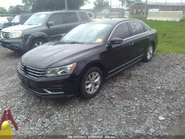 1VWAT7A33GC011447 Volkswagen Passat 1.8t S