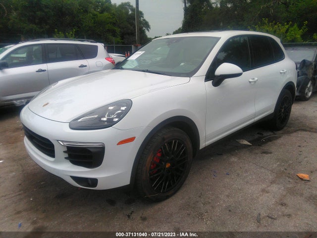 2017 PORSCHE CAYENNE WP1AB2A25HLA53067 Photo 1