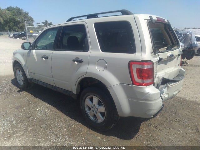 2008 FORD ESCAPE XLT VIN: 1FMCU93138KA95112