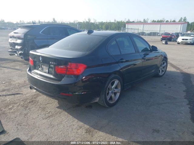 WBA3B1G59FNT03673 BMW 3 Series 320i
