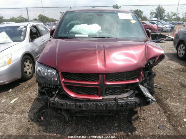 2C4RDGEG2KR600277 Dodge Grand Caravan Gt