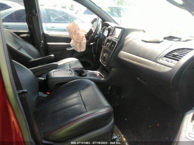 2C4RDGEG2KR600277 Dodge Grand Caravan Gt