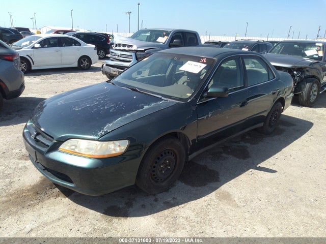 1998 HONDA ACCORD SDN LX VIN: 1HGCG5649WA243195