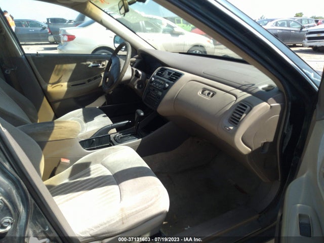 1998 HONDA ACCORD SDN LX VIN: 1HGCG5649WA243195