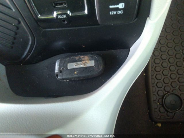 ZACCJABB7HPG07792 Jeep Renegade Latitude