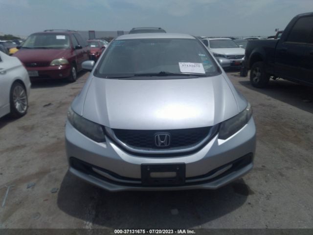 19XFB2F52FE084518 Honda Civic Sedan Lx