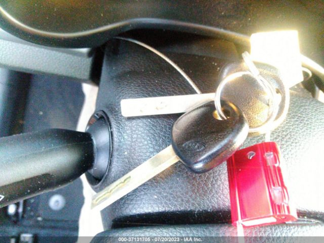 3KPA24AB5KE251855 KIA RIO LX