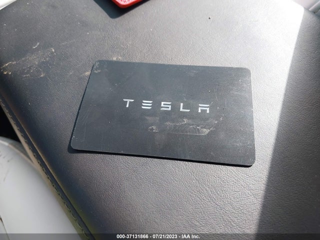 5YJYGDEE4MF085040 Tesla Model Y Long Range