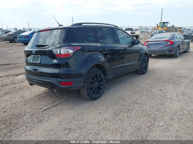 1FMCU0GD9HUC65381 Ford ESCAPE SE