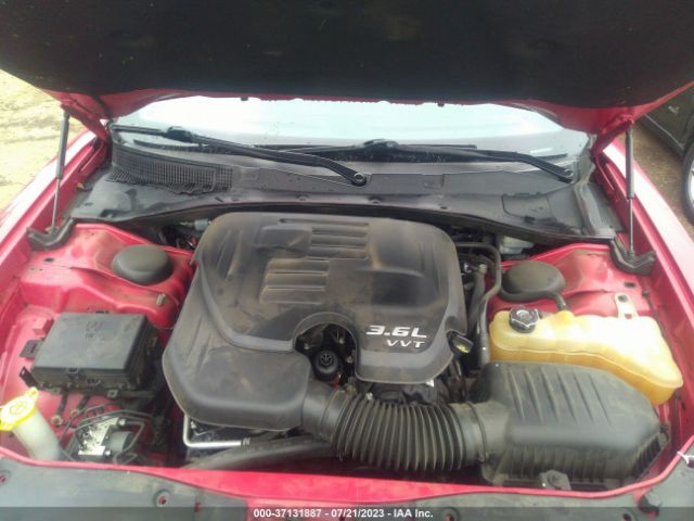 2C3CDXHG6FH730418 Dodge Charger Sxt
