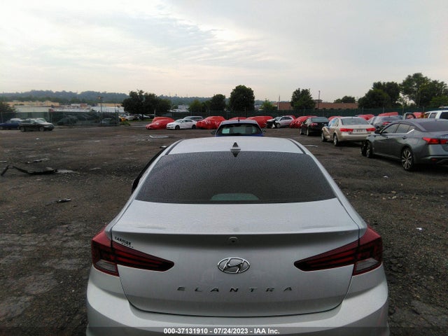 2019 HYUNDAI ELANTRA SEL VIN: 5NPD84LF9KH412280