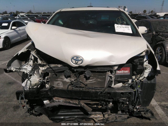 Toyota Sienna Xle Auto Access 2017 5TDYZ3DC8HS803405 Image 3