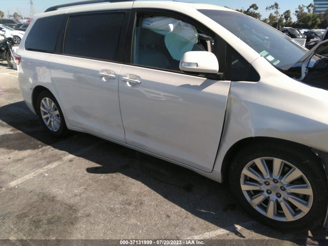 Toyota Sienna Xle Auto Access 2017 5TDYZ3DC8HS803405 Image 4