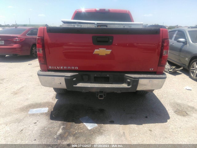 2011 CHEVROLET SILVERADO 1500 LT VIN: 3GCPCSE09BG272135