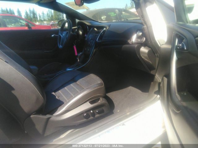 W04WH3N51JG052569 Buick Cascada Premium