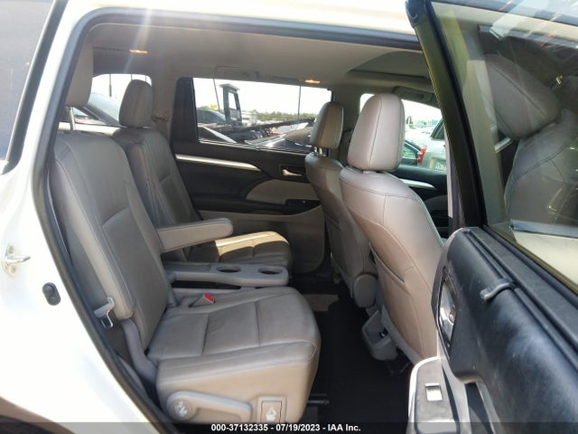2018 TOYOTA HIGHLANDER XLE VIN: 5TDKZRFH9JS531115