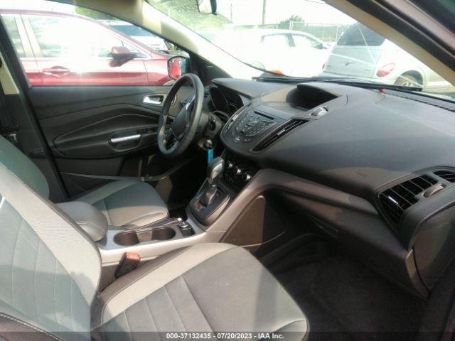 1FMCU0GX9FUC90577 Ford ESCAPE SE