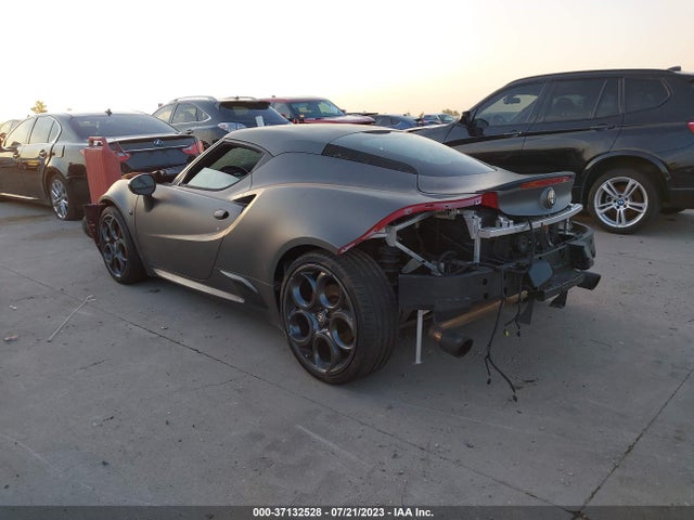2015 Alfa Romeo 4C, VIN: ZARBAAA49FM160429