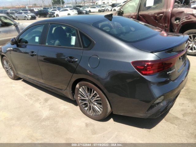 3KPF54ADXNE496136 KIA Forte Gt-line
