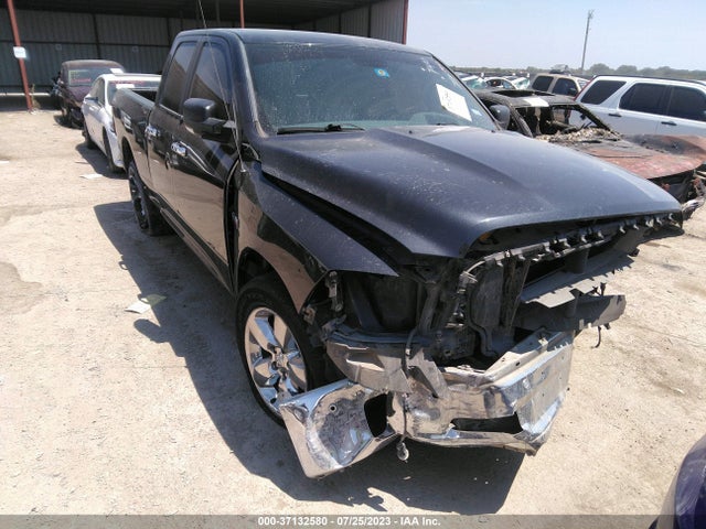 2018 1C6RR6GT7JS149275 main image