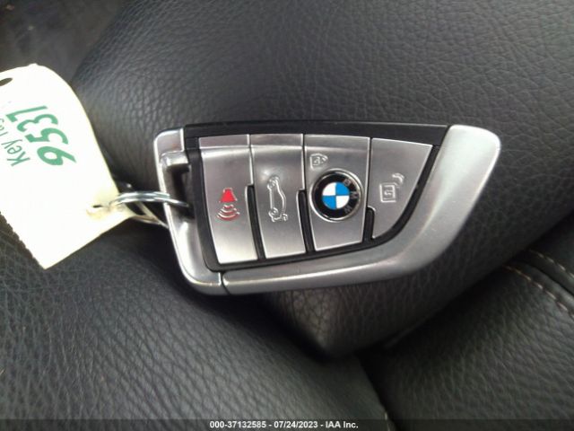 WBAJE7C57KG892809 BMW 5 Series 540i Xdrive