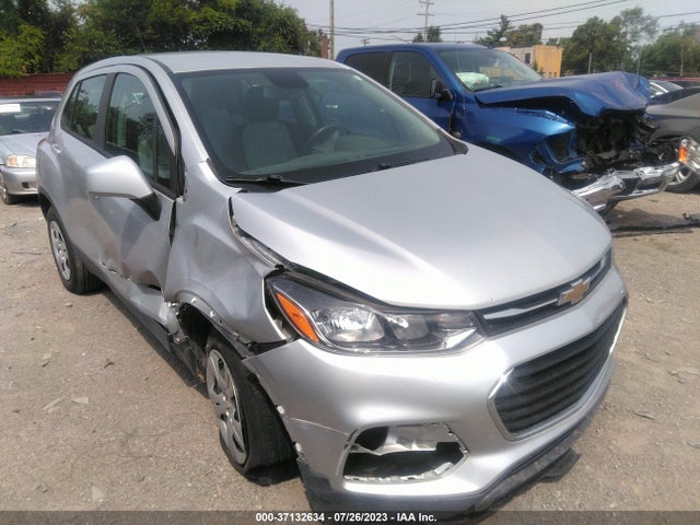 Chevrolet TRAX LS 2018 3GNCJKSB6JL363211 Image 1