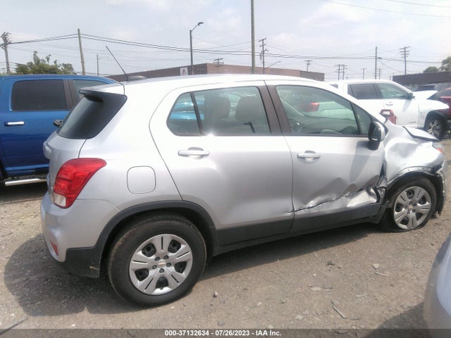 Chevrolet TRAX LS 2018 3GNCJKSB6JL363211 Image 12