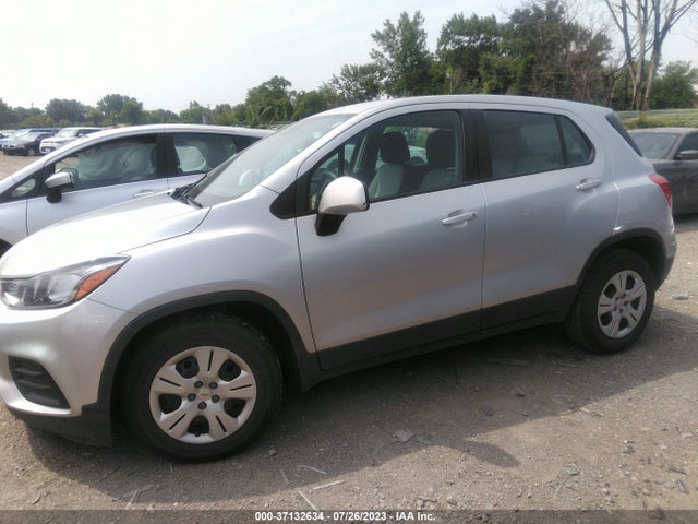 Chevrolet TRAX LS 2018 3GNCJKSB6JL363211 Image 13