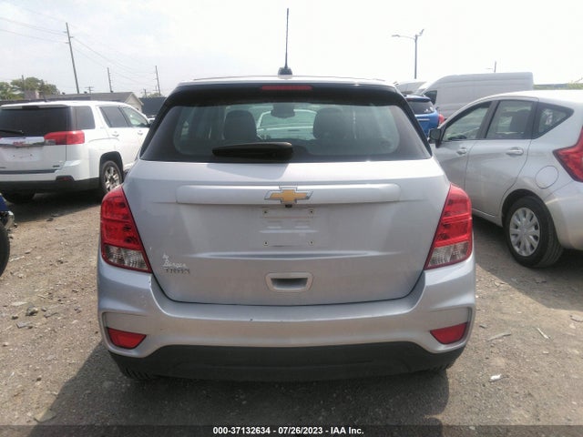 Chevrolet TRAX LS 2018 3GNCJKSB6JL363211 Image 15