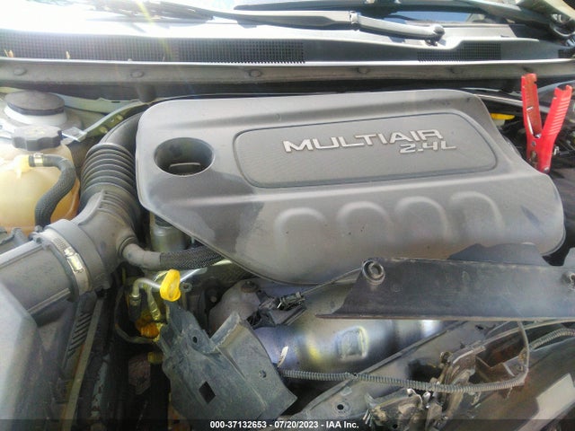 1C3CCCAB0FN693660 Chrysler 200 Limited