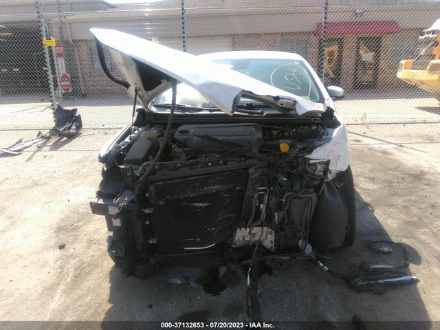 1C3CCCAB0FN693660 Chrysler 200 Limited