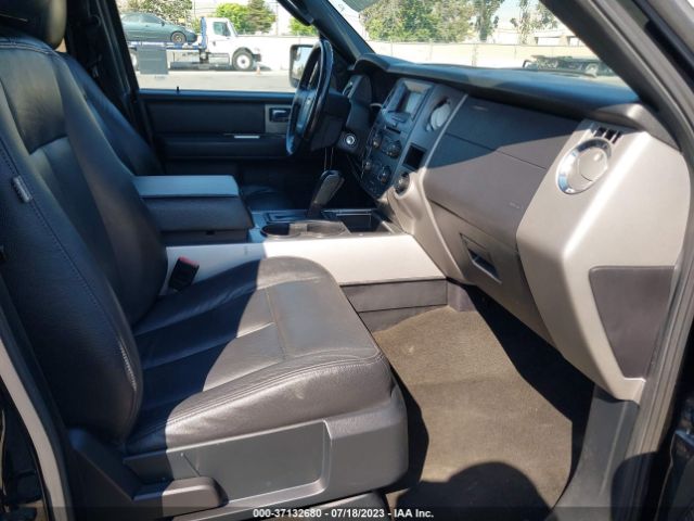 1FMJU1HT1GEF12064 Ford Expedition Xlt