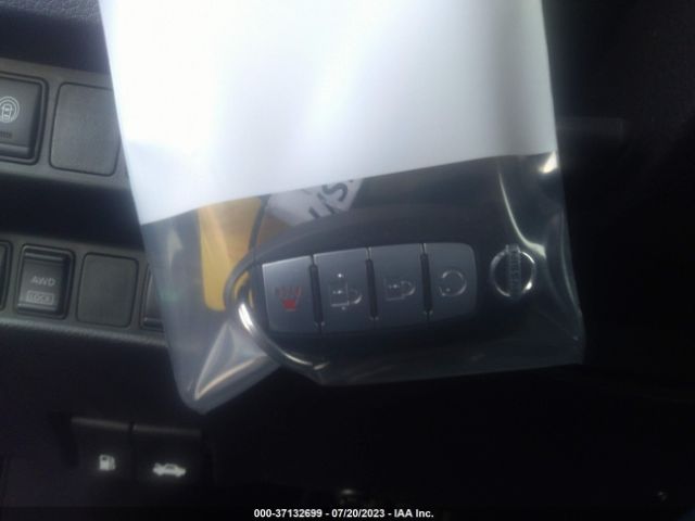 JN1BJ1CR7HW137406 Nissan Rogue Sport Sl