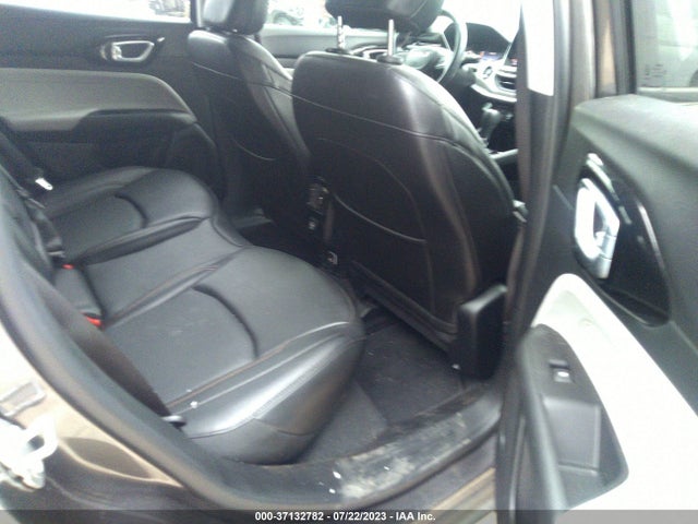 3C4NJDCB3NT116391 Jeep Compass Limited