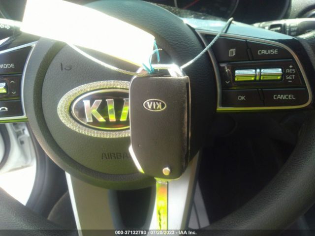 3KPF24ADXME376828 KIA Forte Lxs