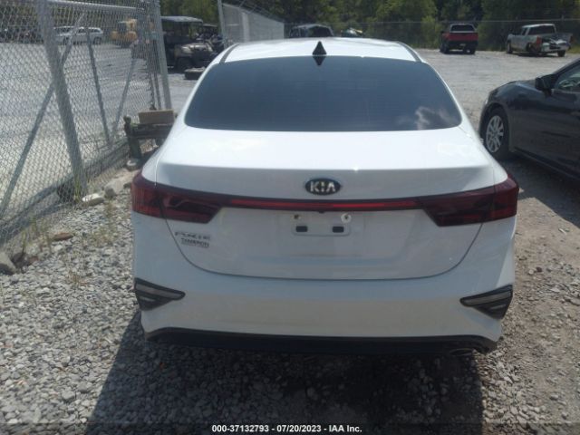 3KPF24ADXME376828 KIA Forte Lxs