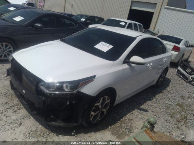 3KPF24ADXME376828 KIA Forte Lxs