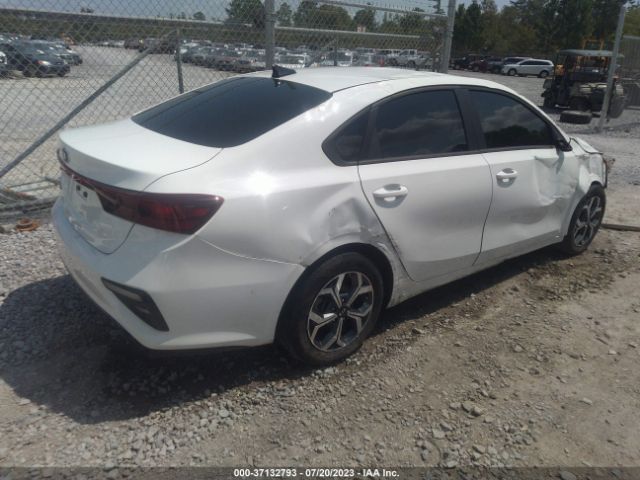 3KPF24ADXME376828 KIA Forte Lxs