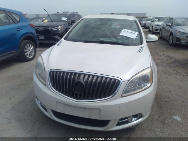 1G4PS5SK3E4177786 Buick Verano Leather Group