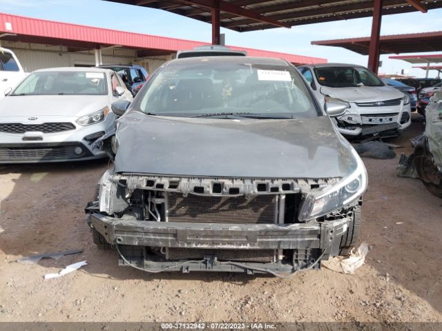3KPFL4A72JE186055 KIA FORTE S