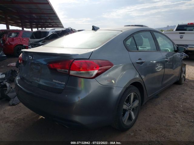 3KPFL4A72JE186055 KIA FORTE S