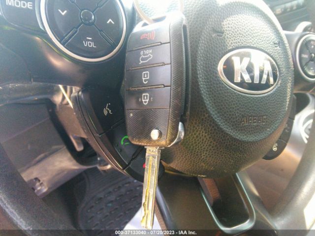 KNDJP3A52E7726713 KIA SOUL +