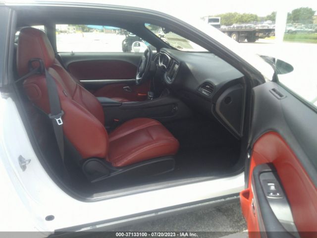 2C3CDZAG2JH232845 Dodge Challenger Sxt Plus