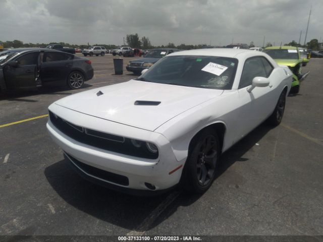 2C3CDZAG2JH232845 Dodge Challenger Sxt Plus
