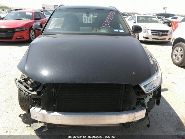 WA1GFCFS4GR015236 Audi Q3 Prestige