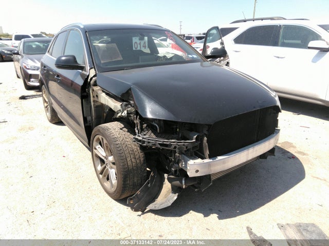 WA1GFCFS4GR015236 Audi Q3 Prestige