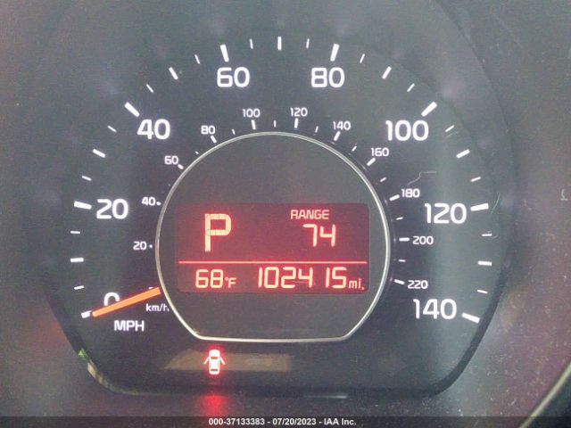 KNDJN2A2XG7263910 KIA Soul Base