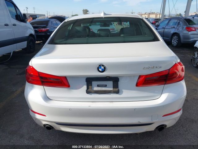 WBAJA9C57KB398986 BMW 5 Series 530e Iperformance