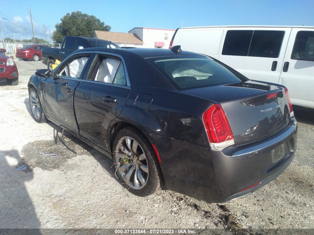 2C3CCAAG0HH593618 Chrysler 300 Limited
